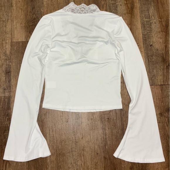 White Lace V Neck Bell Sleeve Top Romantic Y2K Style - Picture 3 of 4